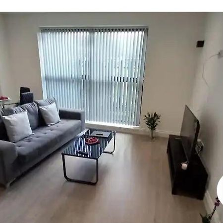 Cozy 2 Bedrooms Apartment Canvey Island Exteriör bild